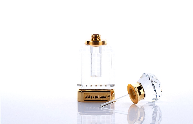 Hand-made high-end crystal perfume bottles